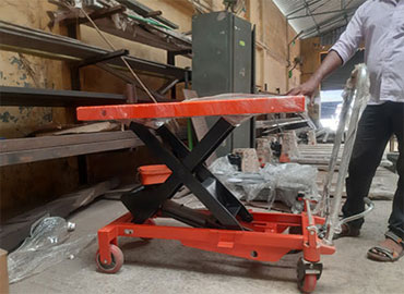 Scissor Lifting Table